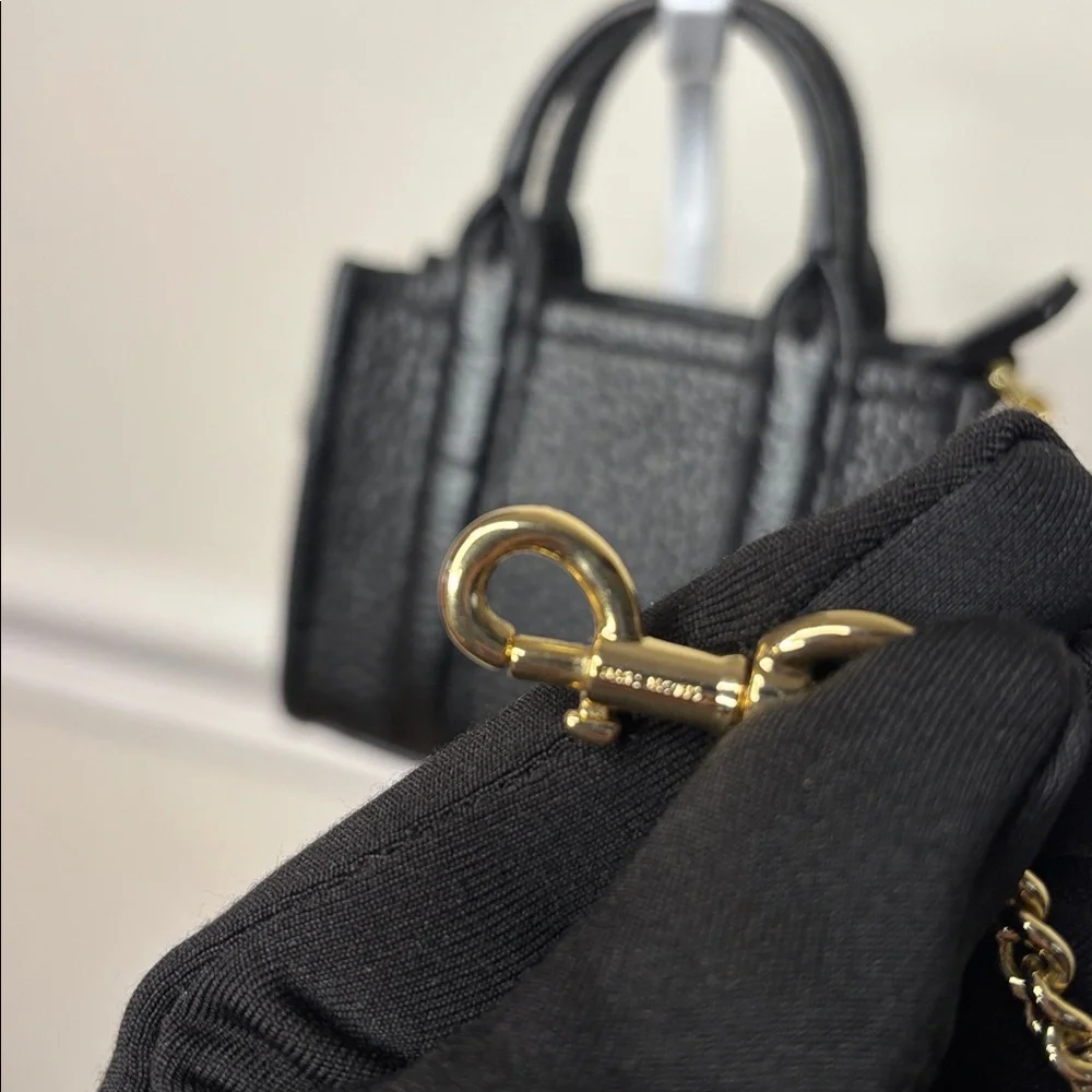 MARC JACOBS THE TOTE BAG: NANO BAG CHARM- AUTHENTIC - Picture 13 of 16